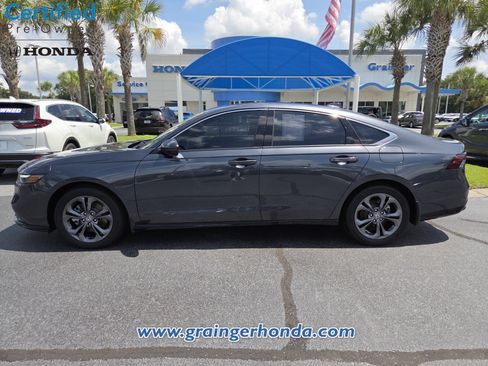 Certified 2025 Honda Accord EX-L image 2