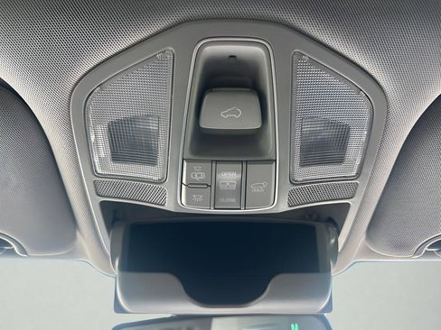 Used 2017 Hyundai Santa Fe Sport FWD image 24