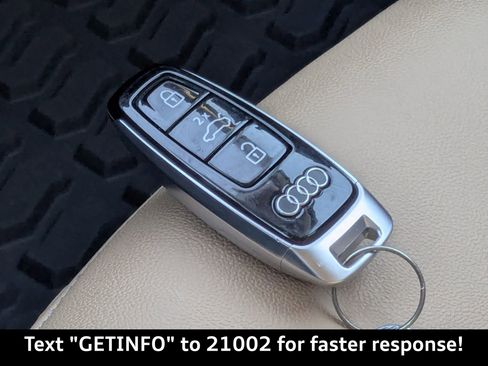 Certified 2025 Audi Q7 2.0T Premium w/ Convenience Plus Package image 39