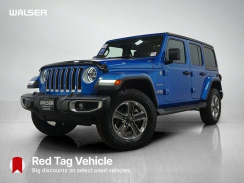 Used 2022 Jeep Wrangler Unlimited Sahara w/ Dual Top Group AWD/4WD image 1