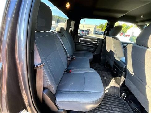 Used 2023 RAM 1500 Warlock AWD/4WD image 28