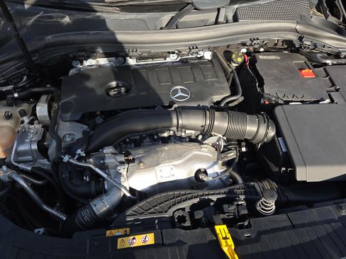 Used 2022 Mercedes-Benz GLA 250 image 19