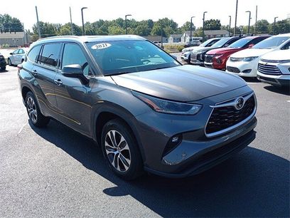 Certified 2021 Toyota Highlander XLE