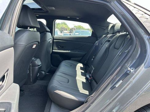 New 2026 Hyundai Elantra SEL Sport FWD image 5