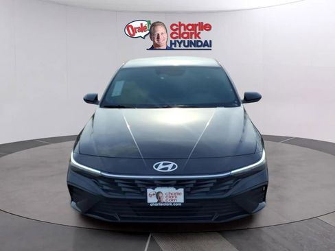 New 2026 Hyundai Elantra Sport FWD image 8