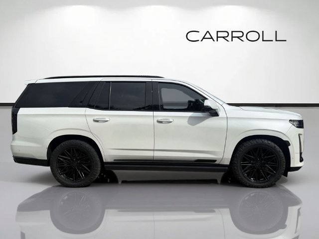 Used 2021 Cadillac Escalade Sport Platinum w/ LPO, ONYX Package AWD/4WD image 2