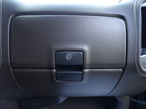 Used 2016 GMC Sierra 2500 SLT w/ Snow Plow Prep Package image 14