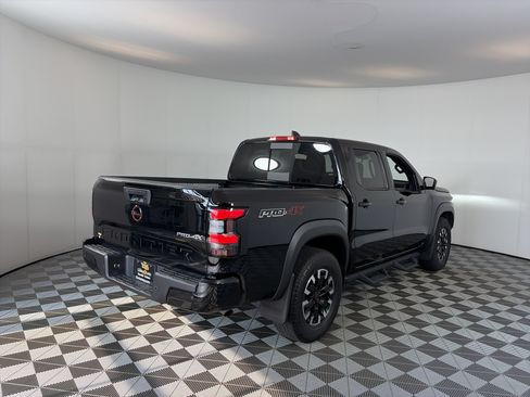Used 2023 Nissan Frontier PRO-4X w/ Pro Convenience Package AWD/4WD image 10