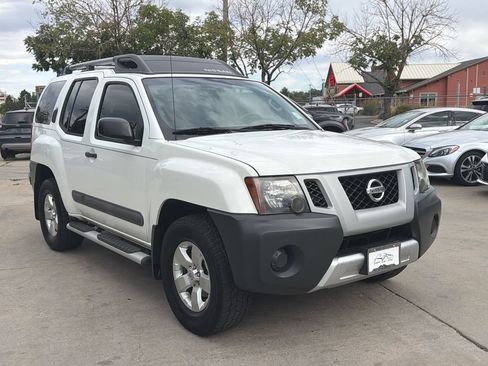 Used 2013 Nissan Xterra S AWD/4WD image 3