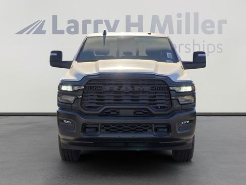 New 2026 RAM 2500 Tradesman AWD/4WD image 9