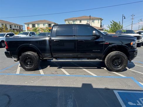 Used 2019 RAM 2500 Laramie AWD/4WD image 3