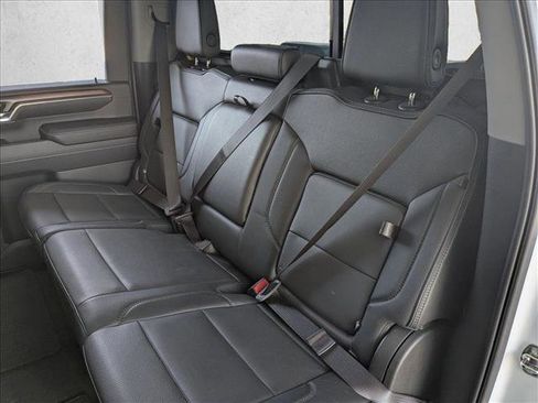 Used 2024 GMC Sierra 3500 Denali w/ Denali Reserve Package image 20