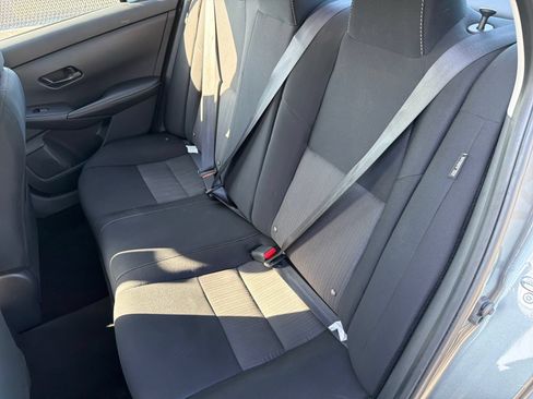 Used 2024 Nissan Sentra SV FWD image 33