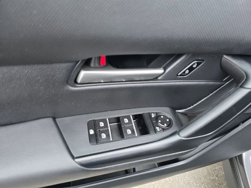 Used 2025 MAZDA CX-50 AWD 2.5 S w/ Premium Package image 18