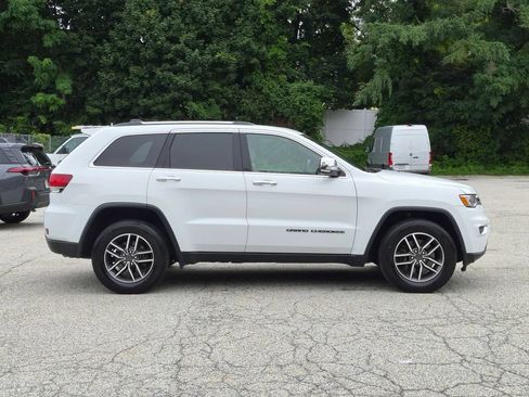 Used 2021 Jeep Grand Cherokee Limited w/ Trailer Tow Group IV AWD/4WD image 2