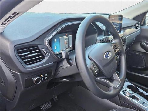 New 2025 Ford Escape Active image 3