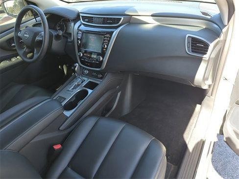 Certified 2024 Nissan Murano SV image 22