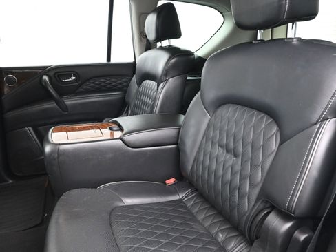 Used 2018 INFINITI QX80 4WD w/ Deluxe Technology Package image 22