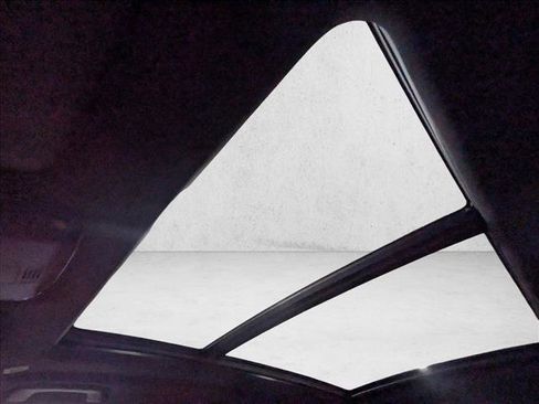 New 2026 BMW X5 xDrive50e w/ Premium Package image 15