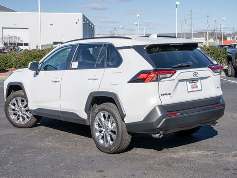 Certified 2025 Toyota RAV4 XLE Premium image 3