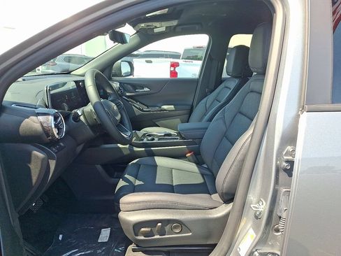New 2027 Chevrolet Equinox LT w/ Convenience Package II FWD image 6