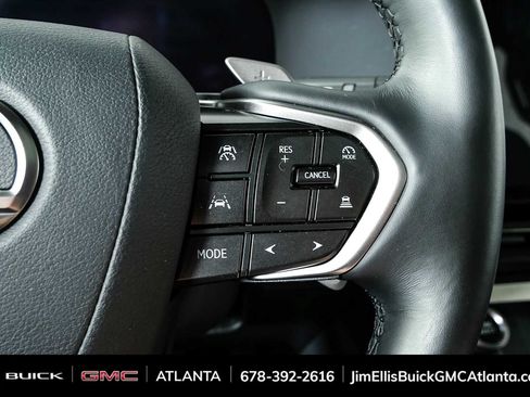 Used 2025 Lexus GX 550 w/ Accessory Package (2T) AWD/4WD image 12