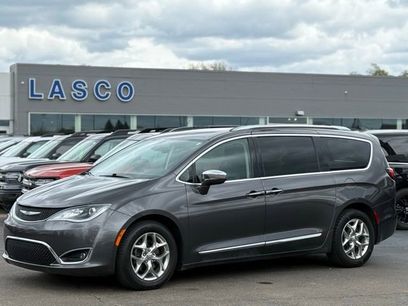 Used 2019 Chrysler Pacifica Limited