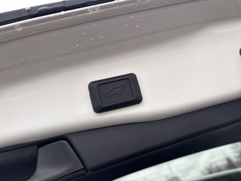 Certified 2021 Toyota RAV4 XLE Premium image 18