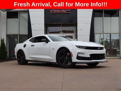 Used 2023 Chevrolet Camaro SS RWD image 1