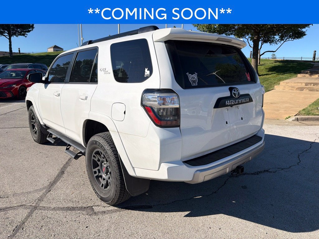 Certified 2024 Toyota 4Runner TRD Off-Road Premium w/ Moonroof Package AWD/4WD image 9