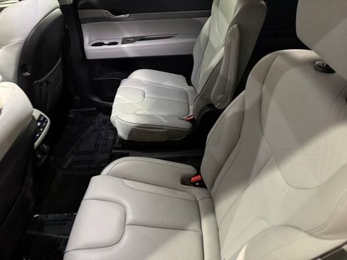 Used 2025 Hyundai Palisade SEL AWD/4WD image 29