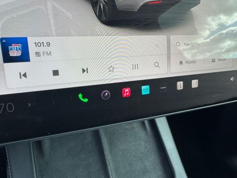Used 2023 Tesla Model Y Long Range AWD/4WD image 25