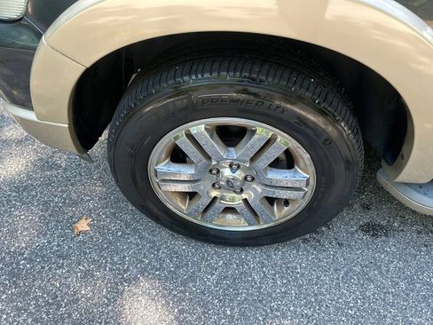 Used 2010 Ford Explorer Eddie Bauer AWD/4WD image 12