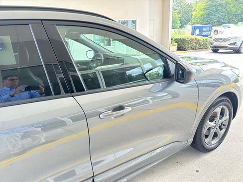 Certified 2023 Ford Escape ST-Line w/ Tech Pack #1 image 10