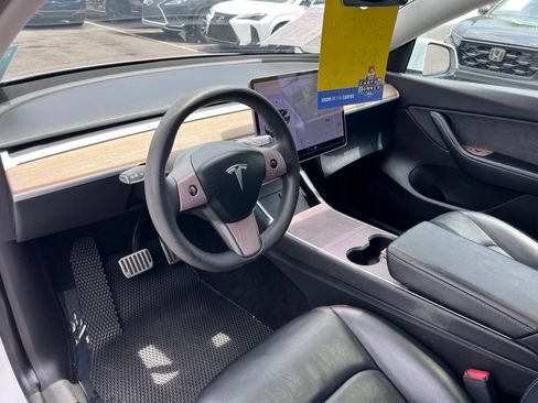 Used 2020 Tesla Model Y Long Range AWD/4WD image 32