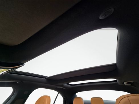 New 2026 Mercedes-Benz E 450 4MATIC Sedan image 41