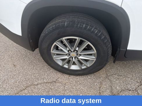Used 2023 Chevrolet Traverse LT image 26