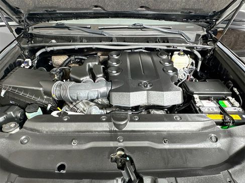 Used 2019 Toyota 4Runner Limited image 20