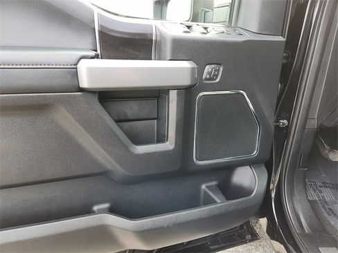 Used 2019 Ford F350 Platinum w/ Platinum Ultimate Package image 12