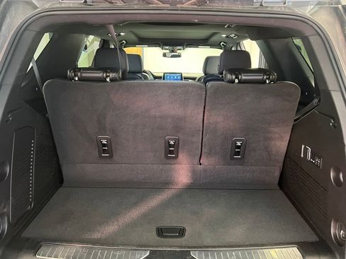 Used 2022 Chevrolet Tahoe RST w/ Luxury Package image 48