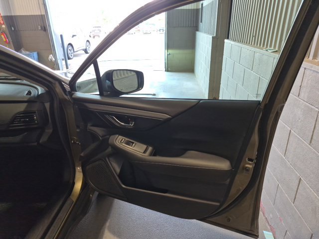 Used 2022 Subaru Outback Premium AWD/4WD image 24