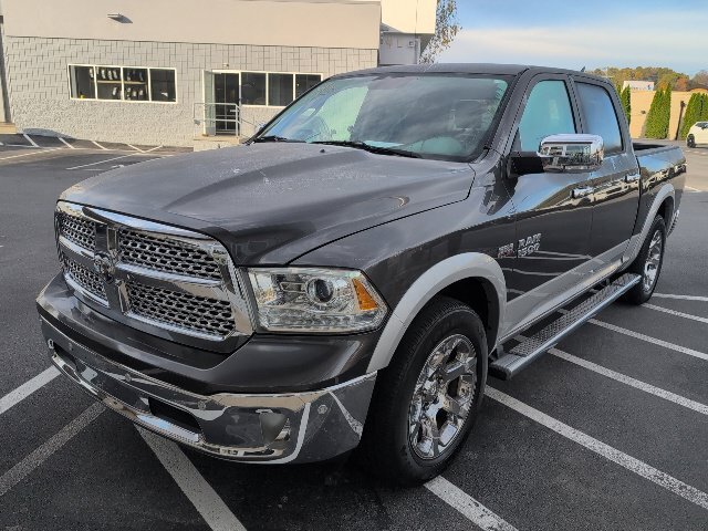 Used 2014 RAM 1500 Laramie w/ Convenience Group AWD/4WD image 3