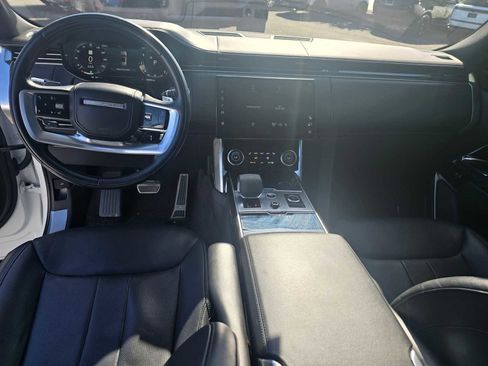 Used 2022 Land Rover Range Rover SE image 23