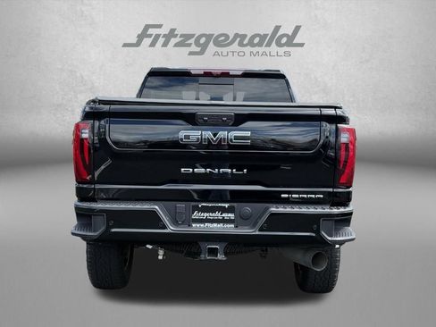 Used 2025 GMC Sierra 2500 Denali Ultimate AWD/4WD image 4
