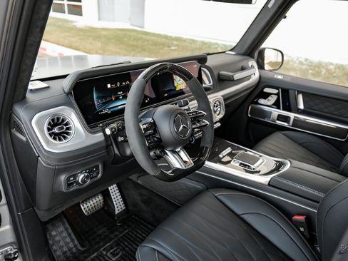Used 2026 Mercedes-Benz G 63 AMG 4MATIC image 37