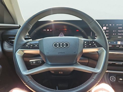Certified 2025 Audi Q5 Premium w/ Convenience Package AWD/4WD image 17