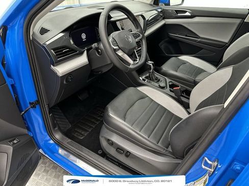 Used 2022 Volkswagen Taos SEL AWD/4WD image 11