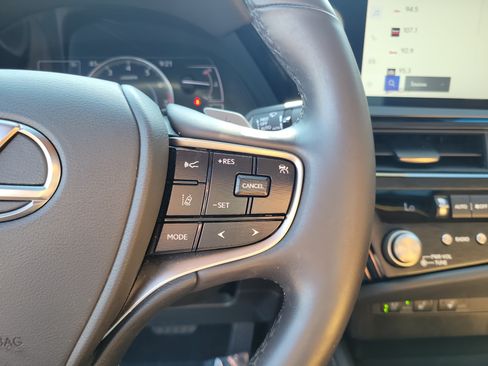 Used 2023 Lexus ES 350 w/ Premium Package FWD image 23