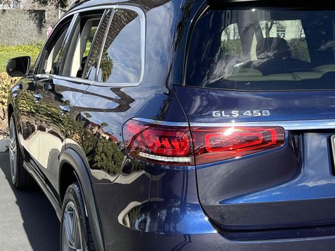 Used 2022 Mercedes-Benz GLS 450 4MATIC SUV - WARMTH & COMFORT image 68