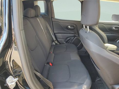 Used 2020 Jeep Renegade Altitude AWD/4WD image 31